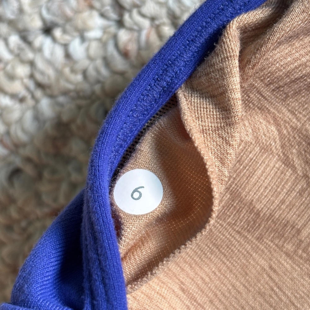 Lululemon • Size 6 Hip Halter Tank - Picture 3 of 4